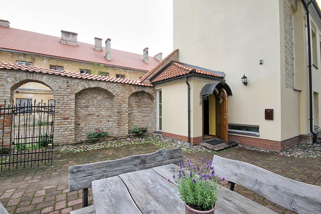 Pilies Apartments VNO Esterno foto